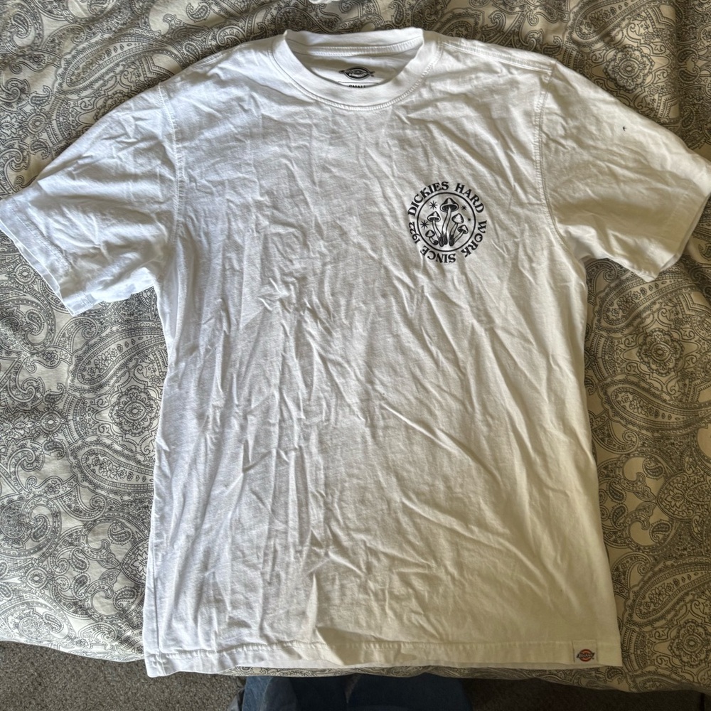 Dickies mushroom graphic tee - Picture 4 of 4